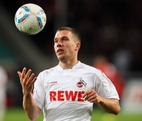 开云-阿贾克斯与内马尔激战正酣，补时阶段一粒世界波决定胜负！补时世界波绝杀！阿贾克斯力克内马尔